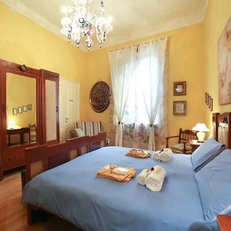 Casa Esvael بيت ضيافة 3*