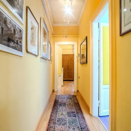 Casa Esvael - Historic In Center 3*