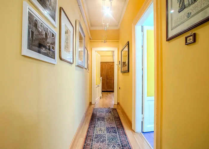 Casa Esvael - Historic In Center 3*